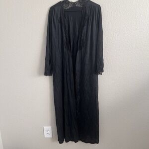 Vintage Olga Large Black Nylon Robe Peignoir Lace Trim Long -No Belt Style 94250